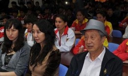 爆料杜锋姐姐视频大全最新,揭秘篮球界背后的温馨故事